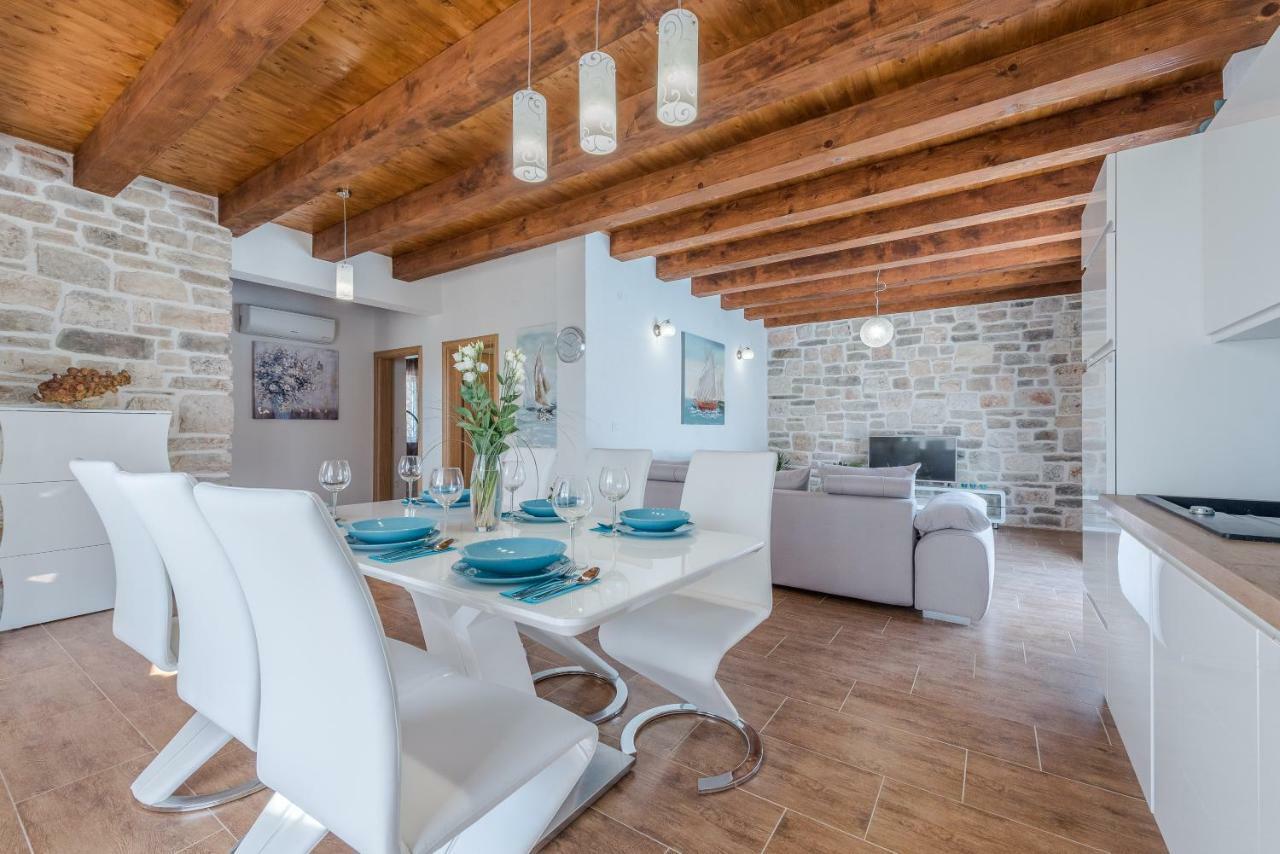 Villa Delozija Sukošan Dış mekan fotoğraf